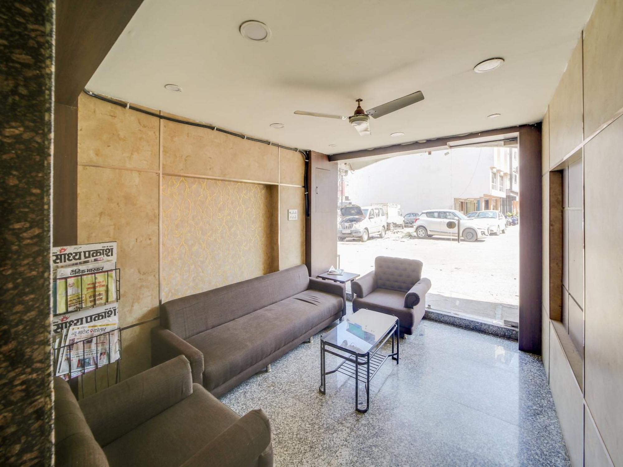 Super Hotel O The Surbhi بوبال المظهر الخارجي الصورة